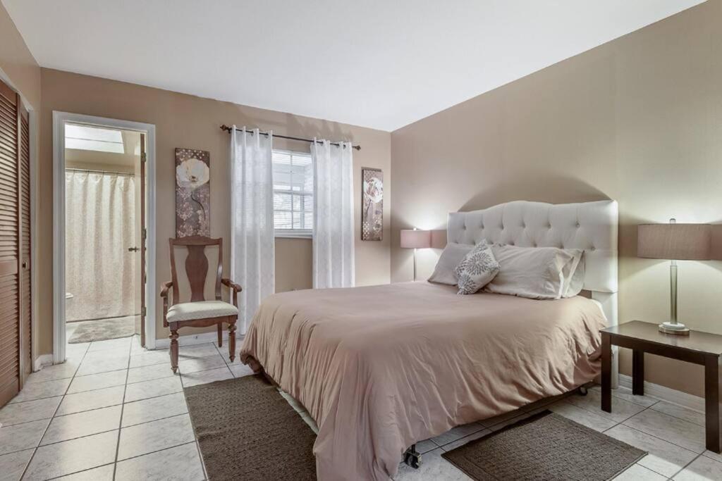 شقة Glendale Getaway Prime Brandon Location المظهر الخارجي الصورة